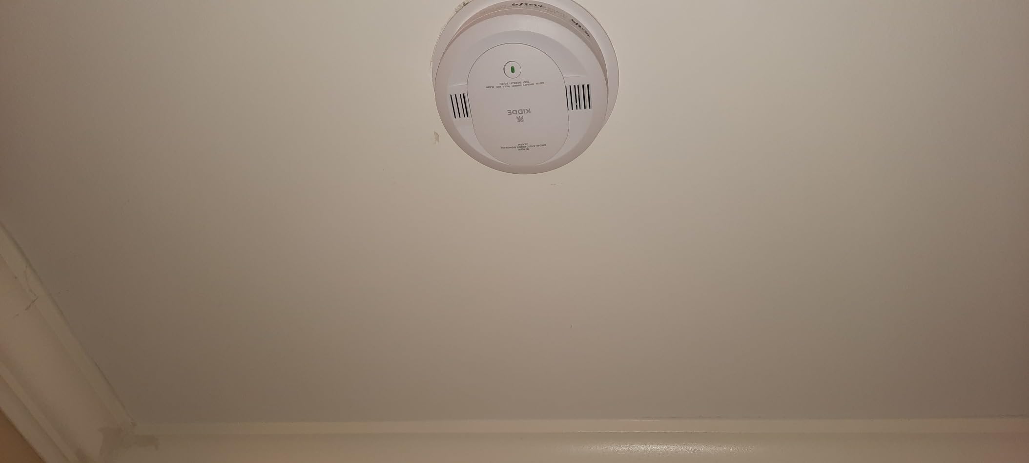 Kidde Smoke and Carbon Monoxide Detector, Hardwired with 10-Year Battery Backup, Voice Alerts, LED, 85 dB, 30CUA10-V, 1 Pack customer photo 2