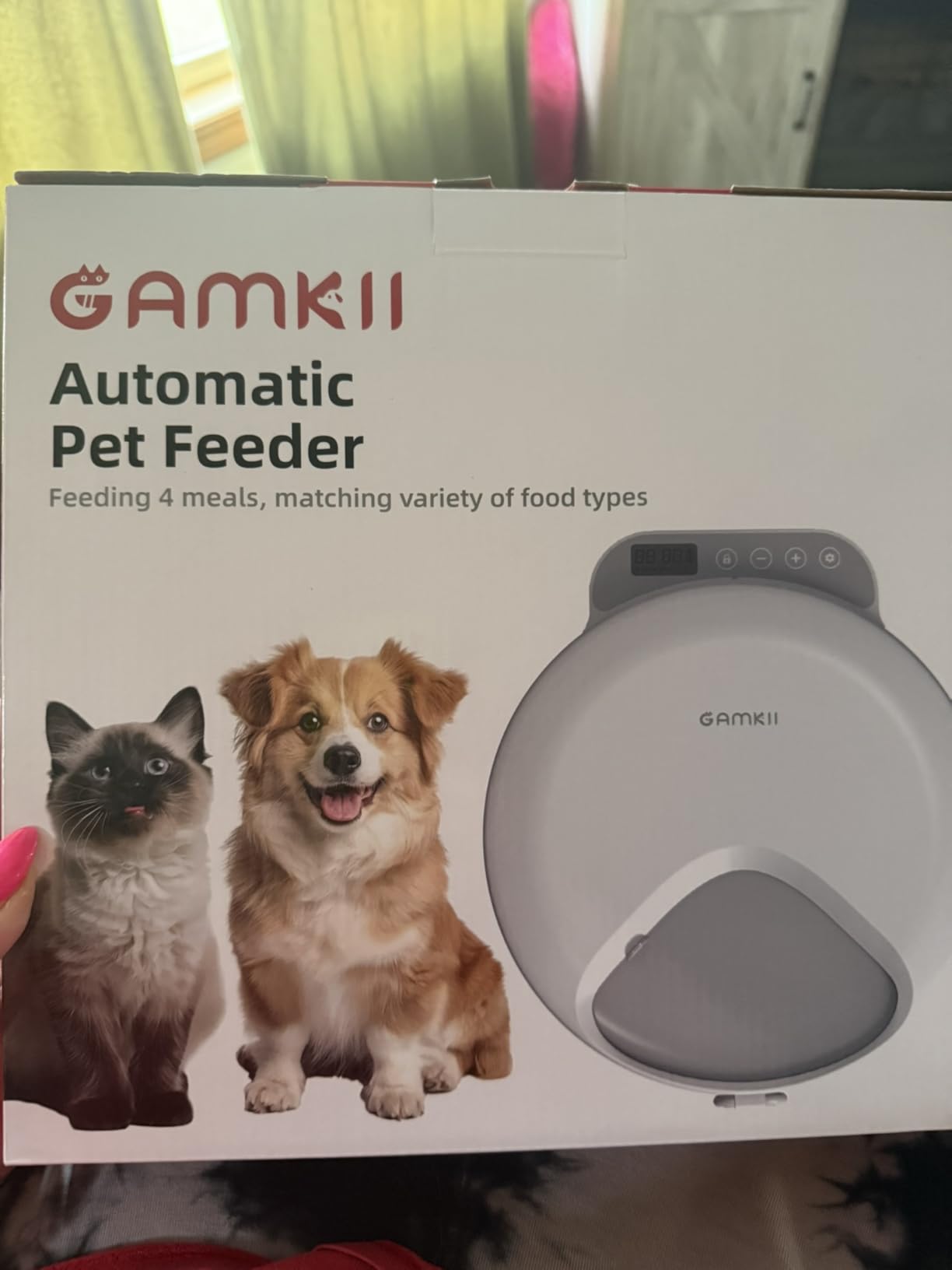 Automatic Cat Feeder Wet Food, Battery Operated Auto Feeder 4 Meals with 2 Ice Packs, Digital Cordless Pet Fresh Food Bowl for Cats Small Dogs with Programmable 12H/24H Format Timer-(Battery Included) customer photo 2