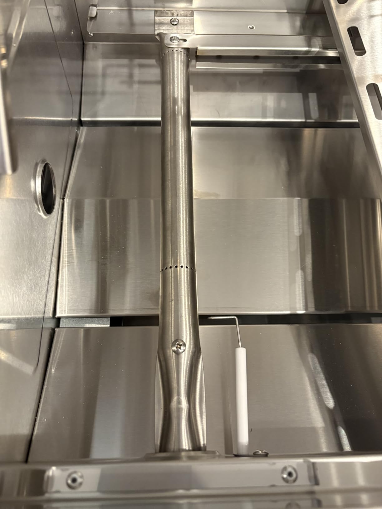 BODEGA 5 Burner Built In Gas Grill Island Head, Stainless Steel 30 Inch Propane Grill with Rear Burner, 58000 BTUs, 988.5 SQ In Racks, Dual Fuel Compatibility, Gas Grill Outdoor Cooking, BBQ Fork Kit. customer photo 1