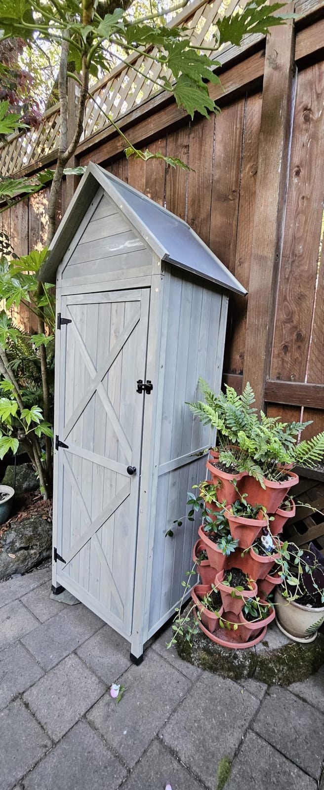 Wooden Outdoor Storage Cabinet,Tall Vertical Garden Tool Shed with Waterproof Metal Roof & Adjustable Feet – Perfect for Yard, Patio, Lawn & Deck (Green, 22