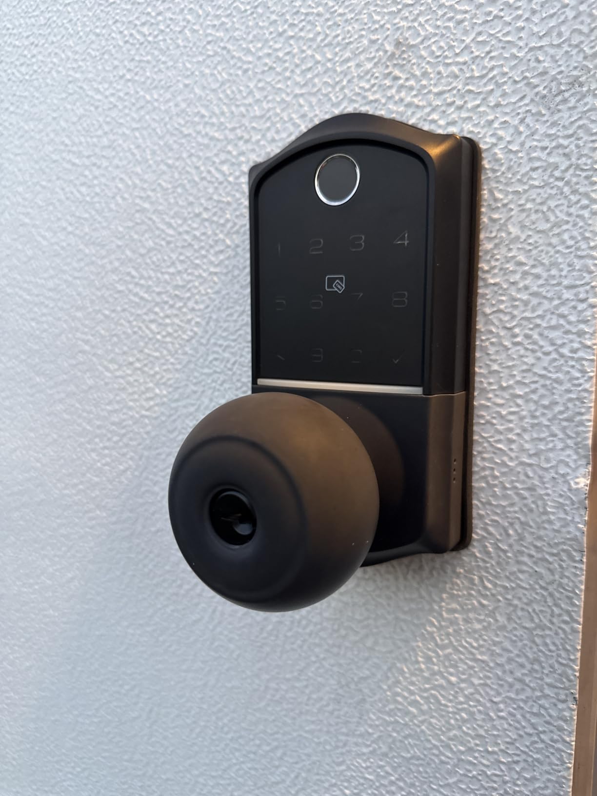 Veise VE018 Fingerprint Keypad Smart Door Knob Handle Lock, Satin Nickel customer photo 2