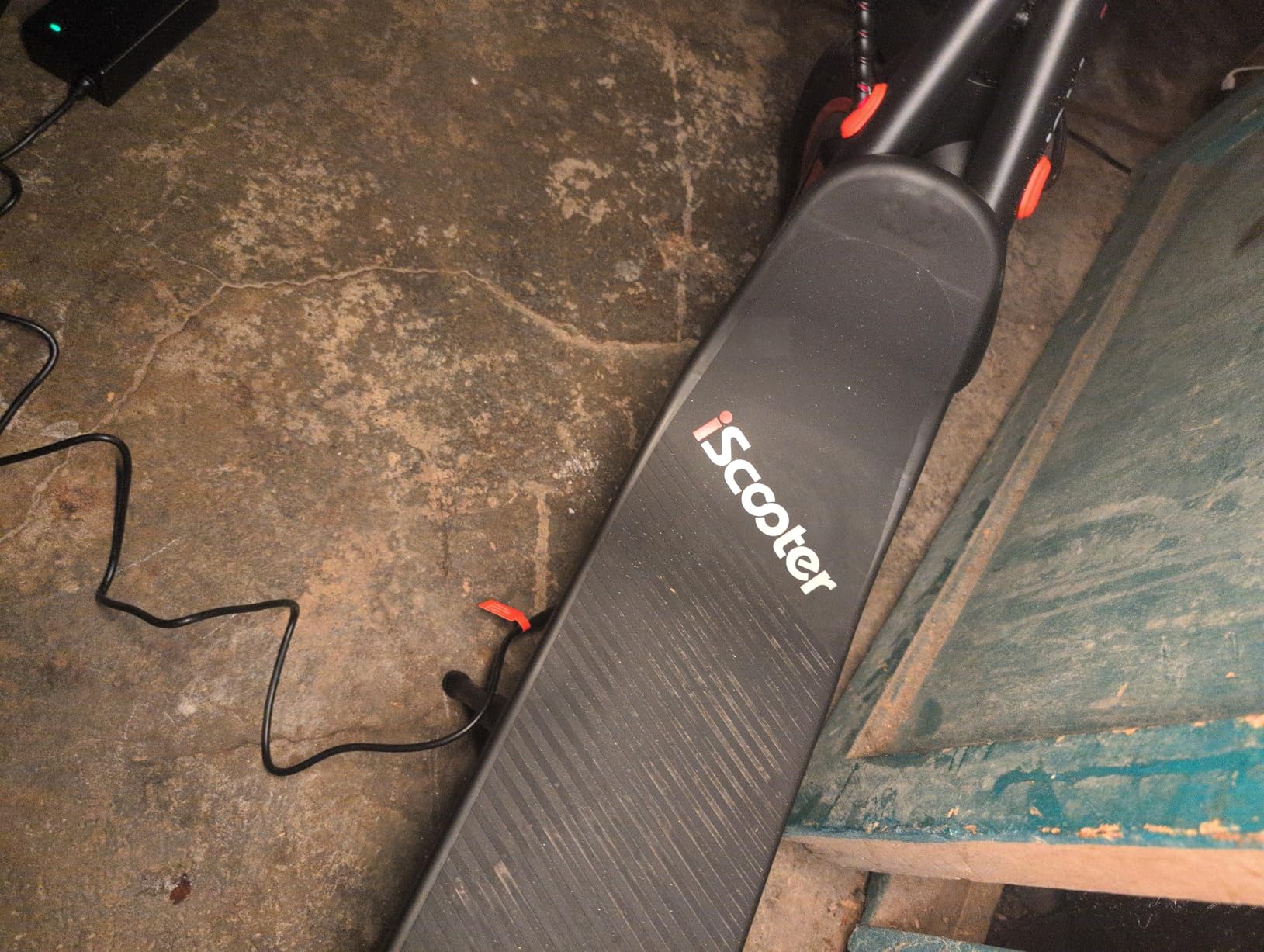iScooter Electric Scooter for Adults&Big Kids, Portable Foldable E-Scooter customer photo 1