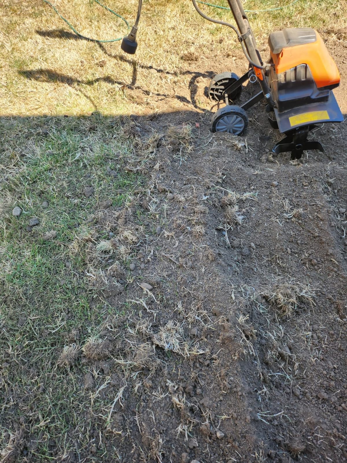 LawnMaster Brushless 48V MAX Cordless Tiller Cultivator, CLTE4814 customer photo 2