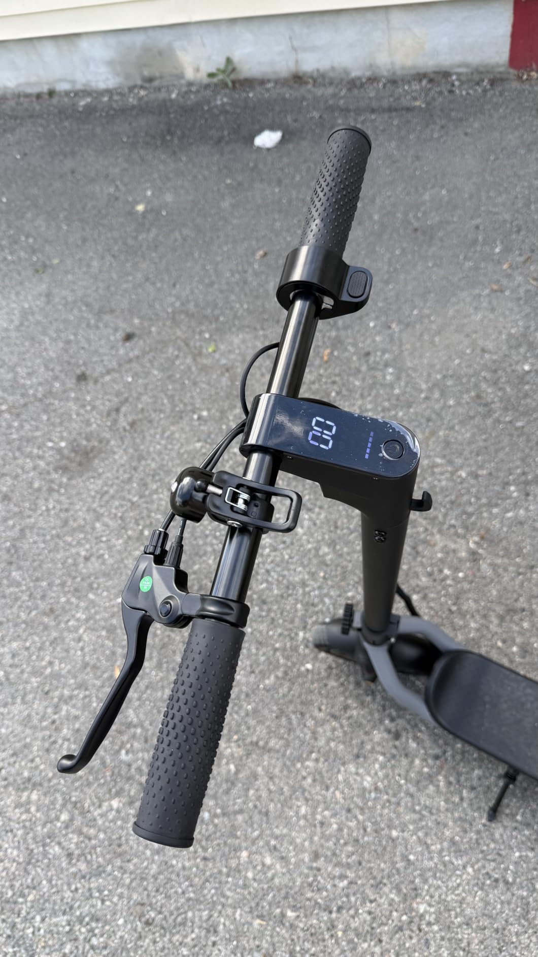 Electric Scooter, 21/23/28 Miles Range, 20 MPH Speed, 350/500W Motor customer photo 2