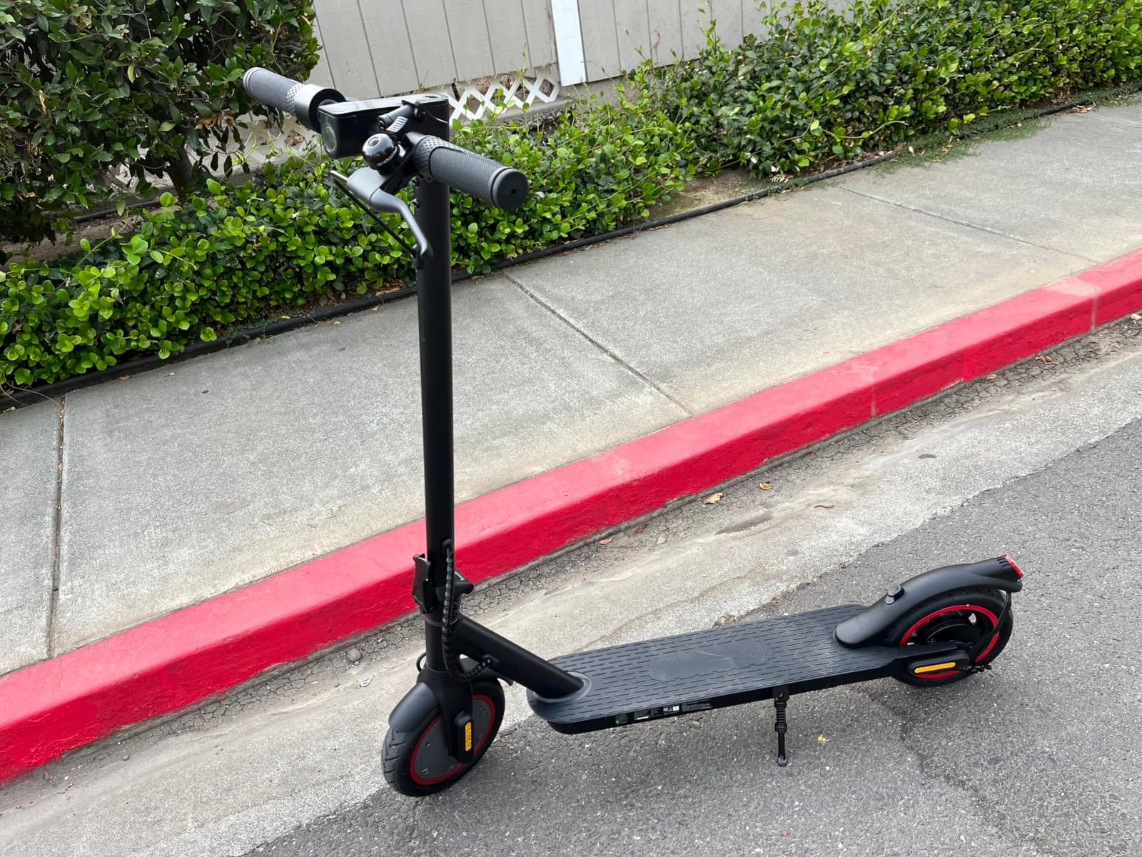 Electric Scooter Adults, 1000W/500W Motor, 28/21 Miles Max Range, 10''/8.5