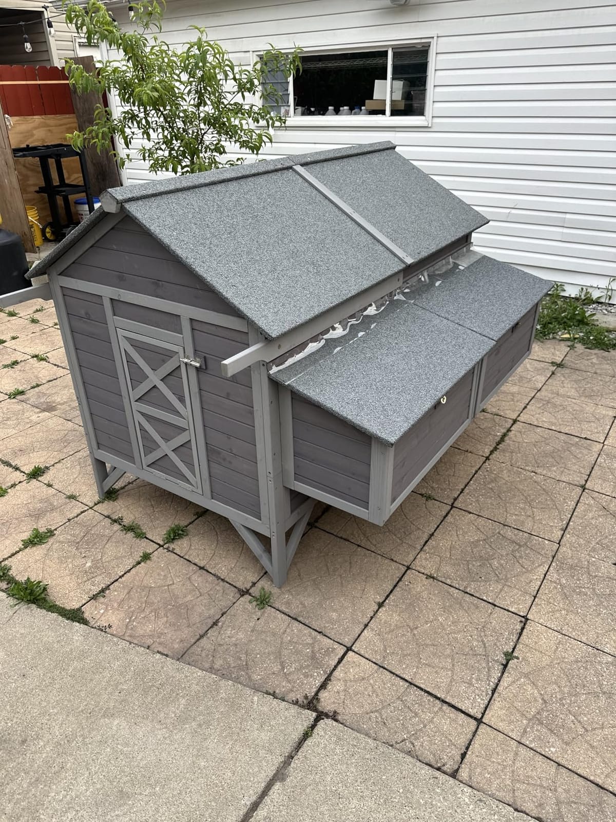 GUTINNEEN Large Chicken Coop with Run with All-Arounded Iron Frame Chicken Tractor Mobile Chicken House with Large Run and Nesting Box Waterproof Outdoor Poultry Cage for Backyard customer photo 1