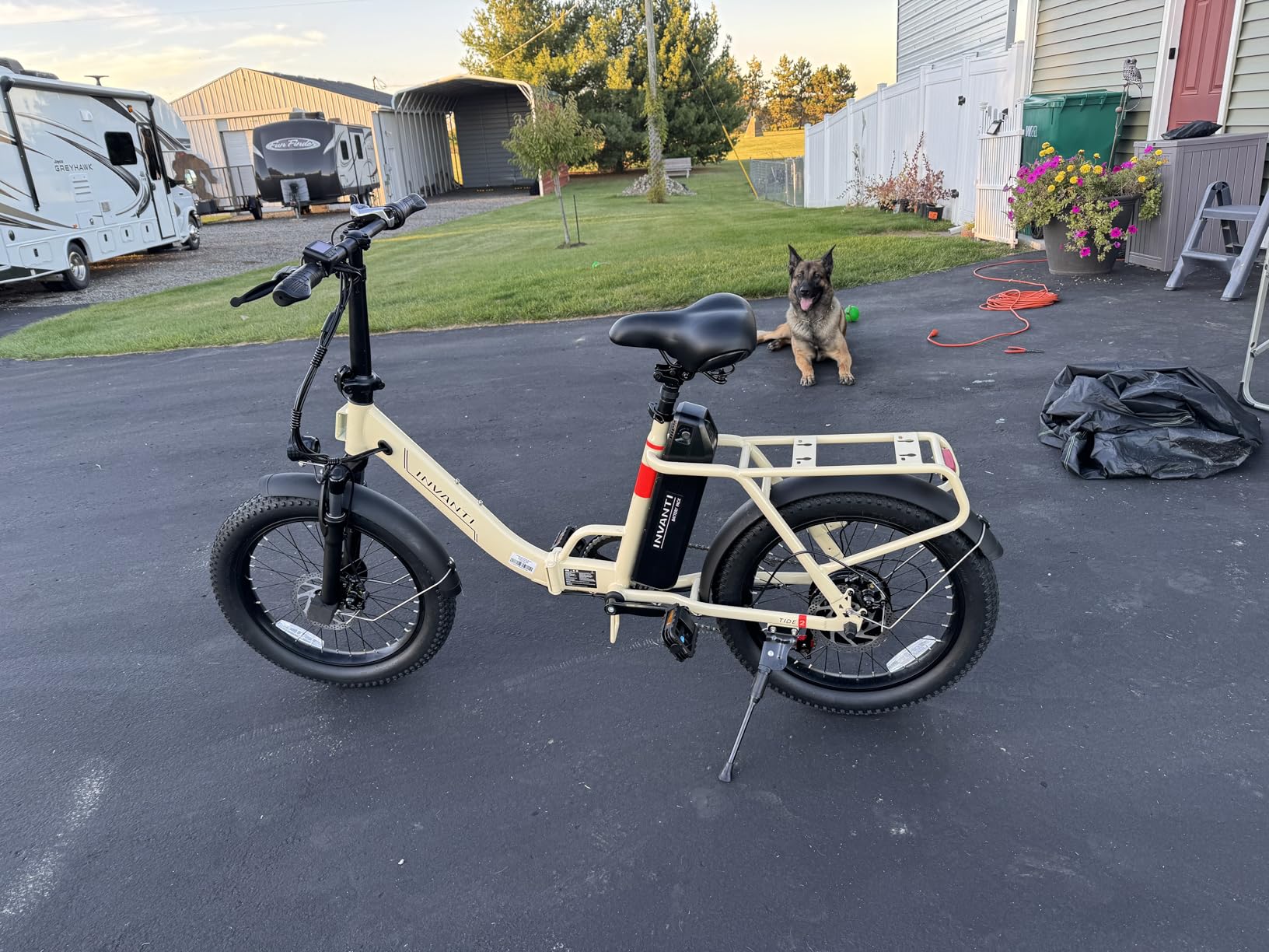 INVANTI Electric Bike for Adults, Electric Dirt Bike 750W Peak Motor,70 Miles E-Bike with 48V 15.6AH Removable Battery, 20