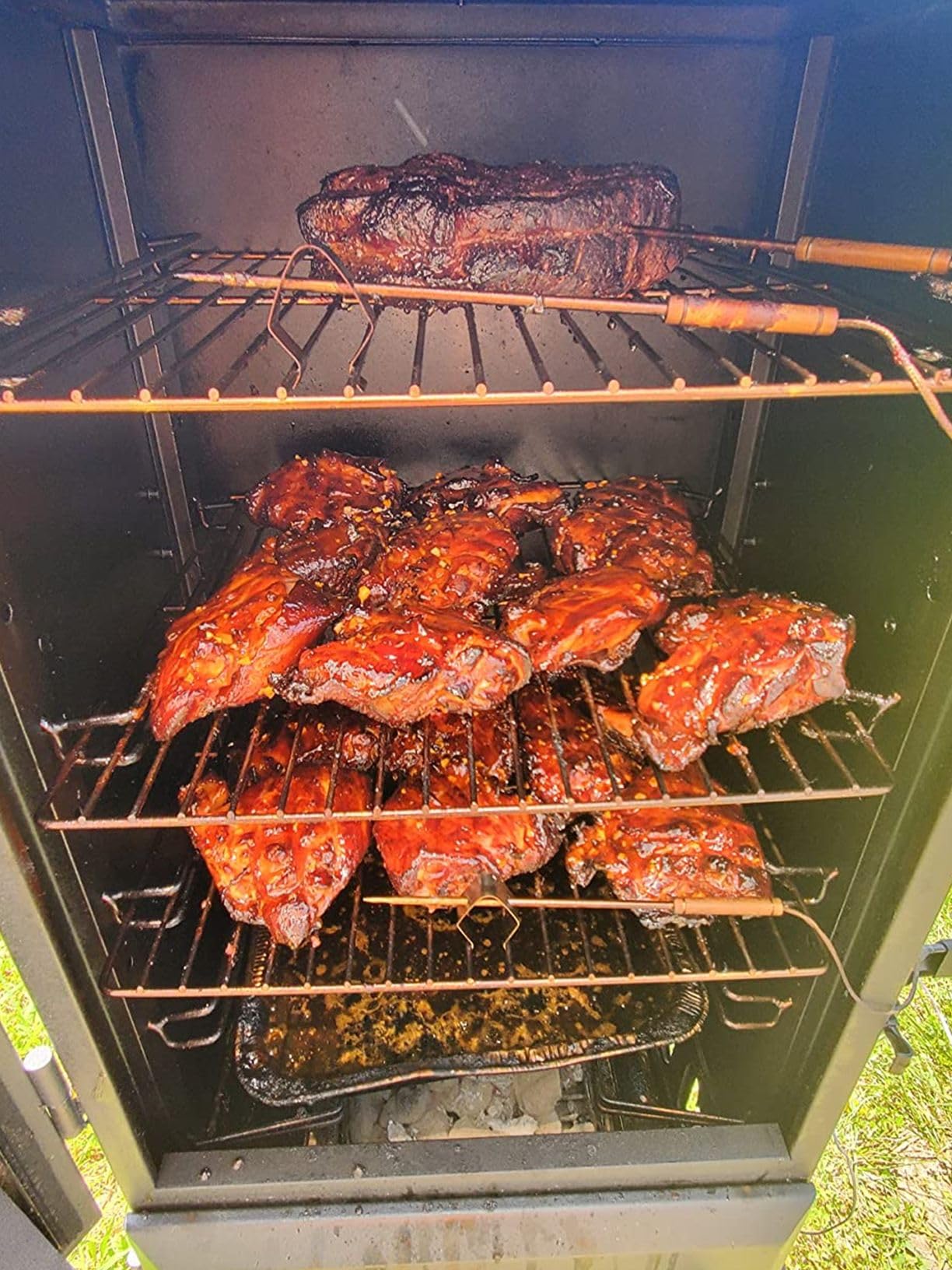 Pellet Smoker with Cover, Electric Wood Pellet Smoker Grill With Meat Probe and Hook, 616 Sq in Cooking Area LED Display Temperature Control, Outdoor Cooking, Patio, Garden Barbecue customer photo 1